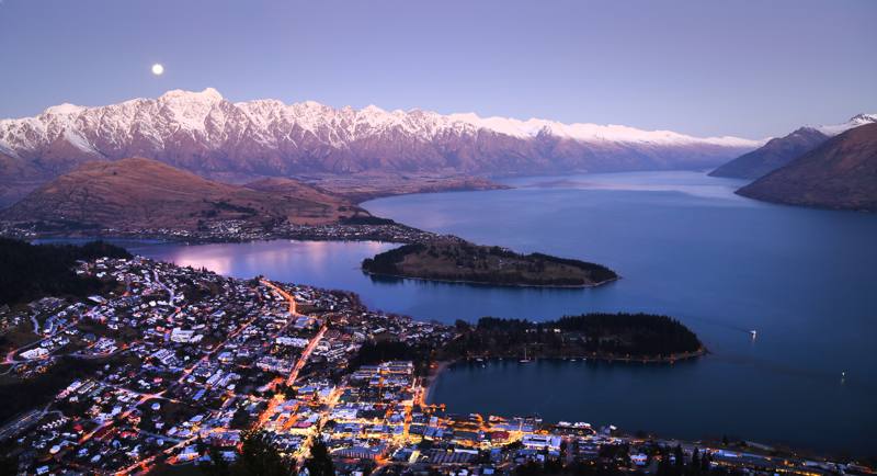 Tramonto a Queenstown Nuova Zelanda