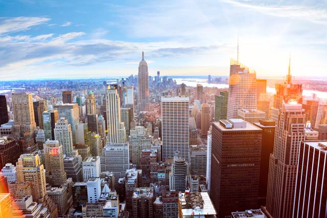  Stati Uniti - New York Manhattan skyline al tramonto
