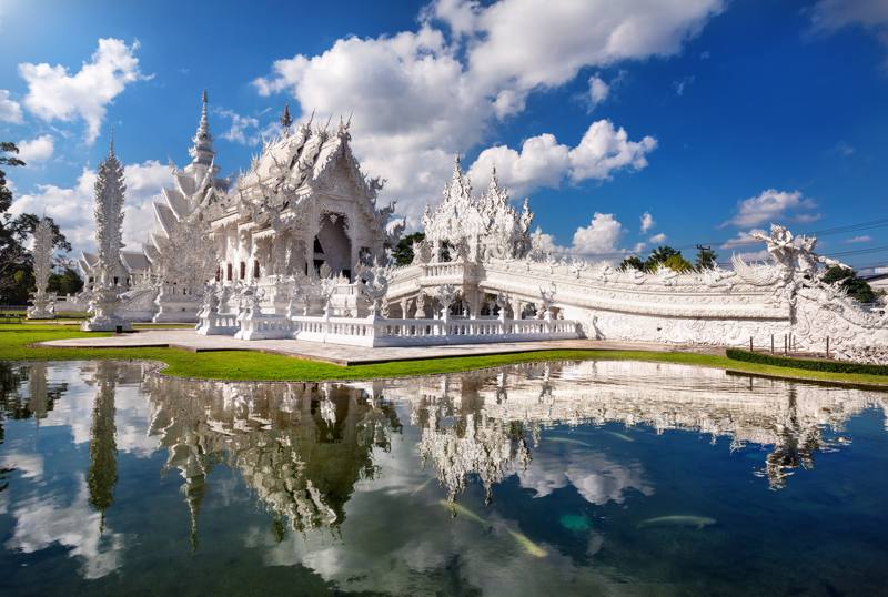 Il Tempio Wat Rong Khun di Chiang Rai - Thailandia