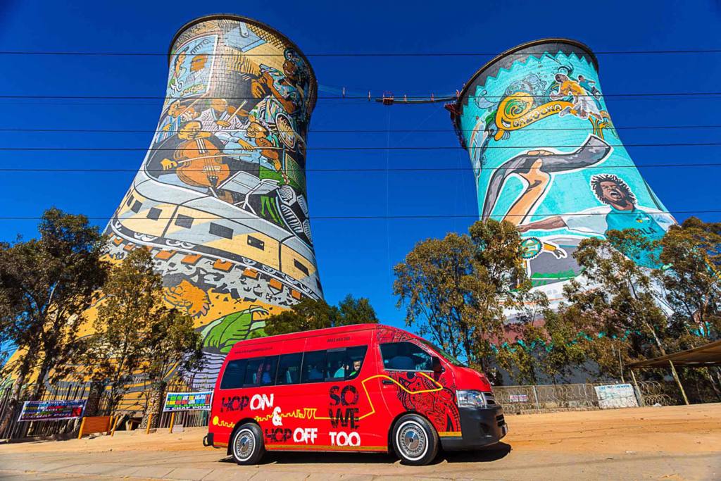 Sudafrica  - Johannesburg quartiere di Soweto - Cooling Towers