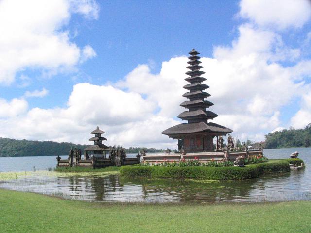 Indonesia - Bali - Tempio di Bedugul