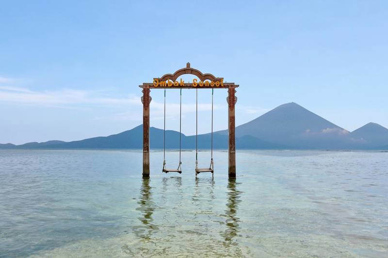 Indonesia  - Gili Trawangan Ombak Sunset Hotel