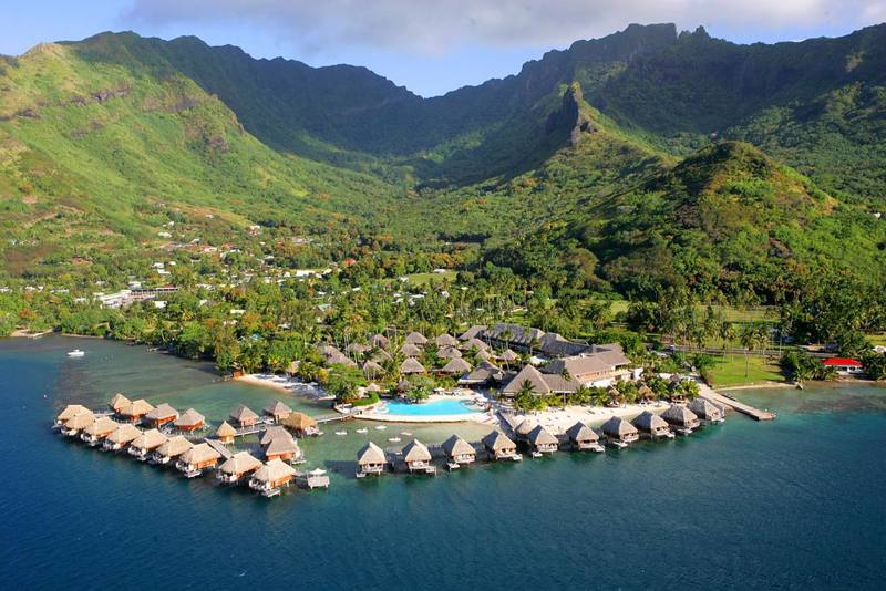 Polinesia  Fr. - Moorea (Isole della Società) Manava Beach Resort & Spa Veduta aerea Resort