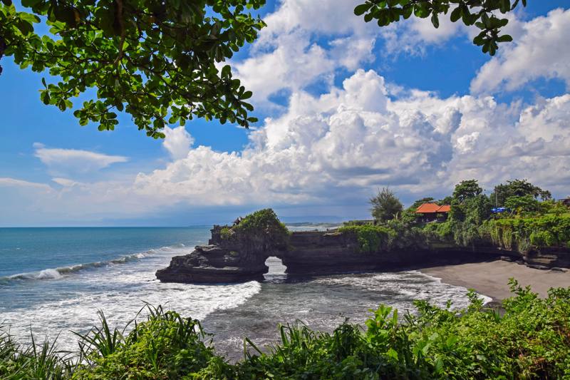 Indonesia  - Bali - Denpasar Tanah Lot Tempio