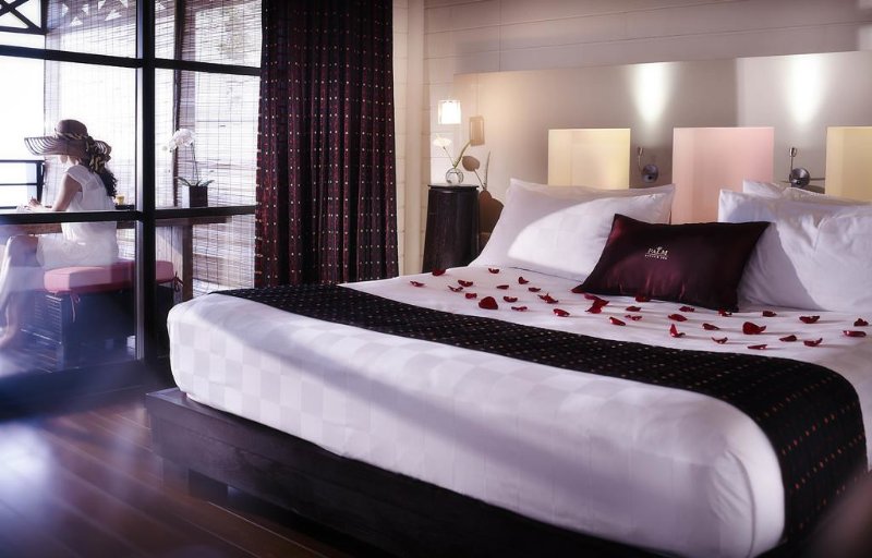 Reunion  Palm Hotel & Spa