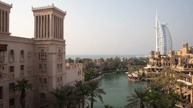 Emirati - Dubai Madinat Jumeirah - Mina A Salam - Vista Esterna
