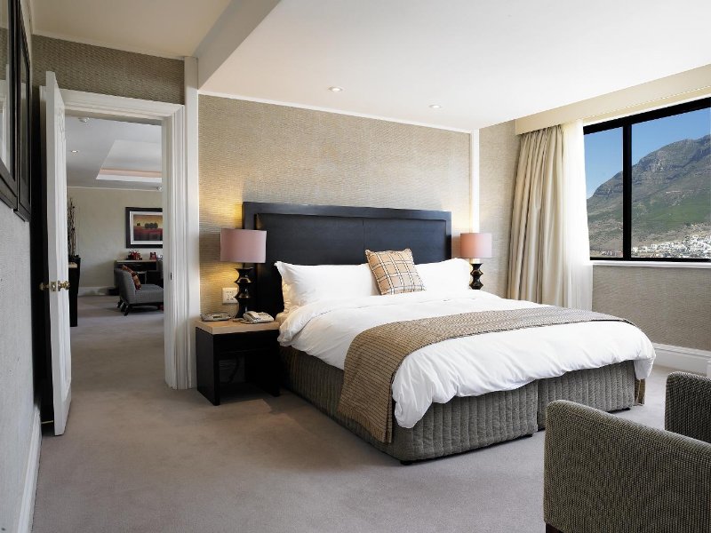 Sudafrica  - Cape Town Southern Sun Cape Sun - Camera Penthouse Suite