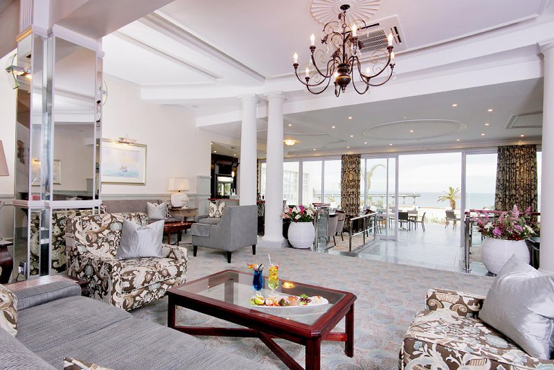 Port Elizabeth Beach Hotel Lounge