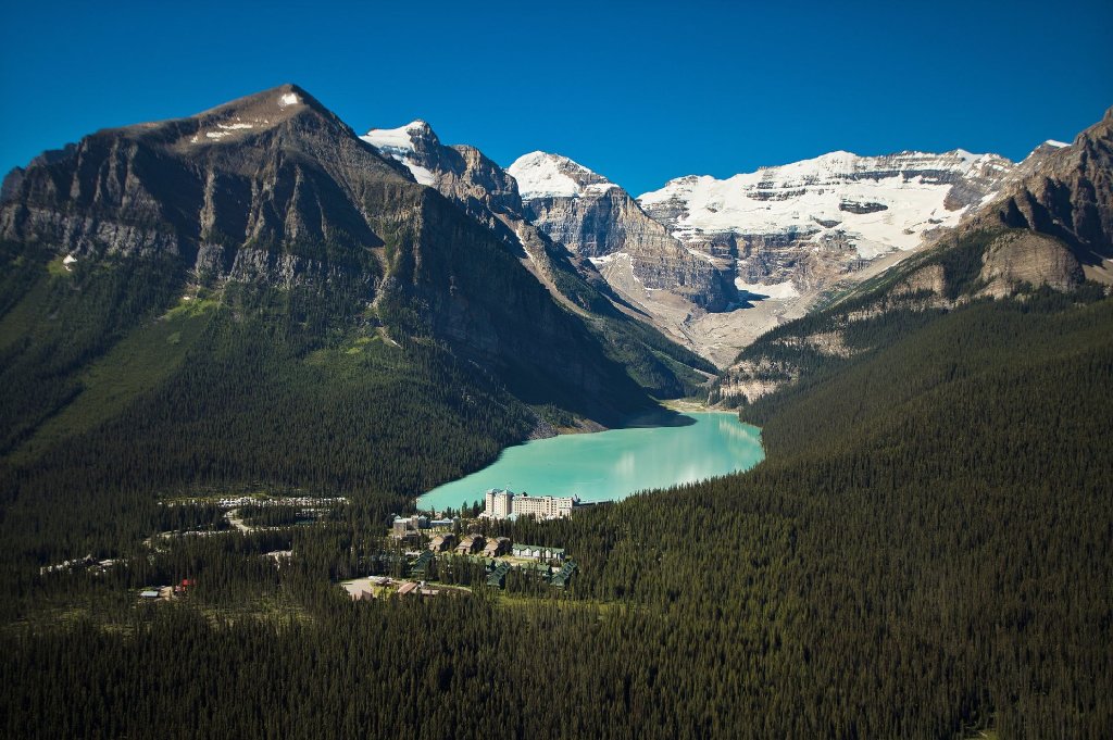 Canada  - Banff Chateau Lake Louise dall'alto