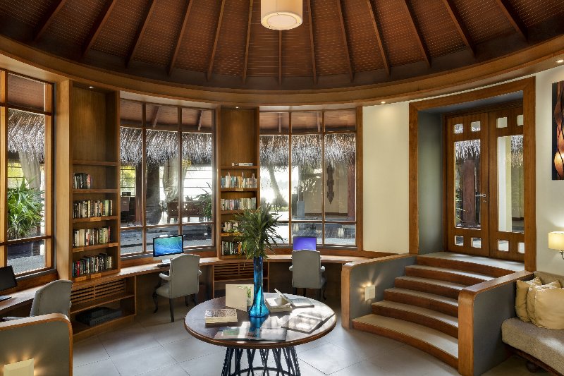 Maldive  Anantara - Dhigu Maldives - Library 