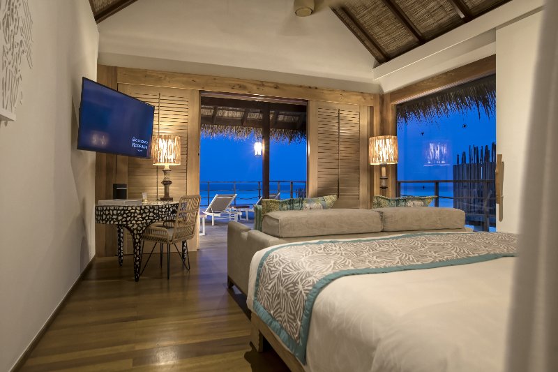 Maldive  Constance Moofushi Maldives - Water Villa