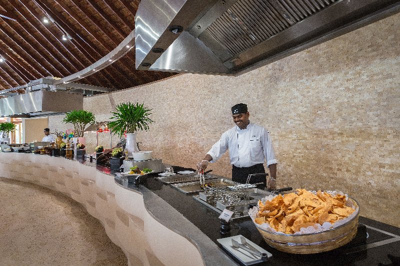 Maldive  Meeru Island Resort & Spa - Buffet Farivalhu 