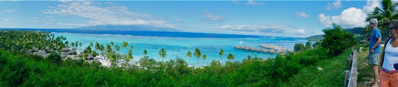 Polinesia  Fr. - Moorea - Panorama dai mille colori 
