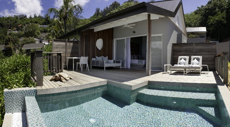 Seychelles  - Mahè Isl. Carana Beach Hotel - Esterno Ocean View Pool Chalet