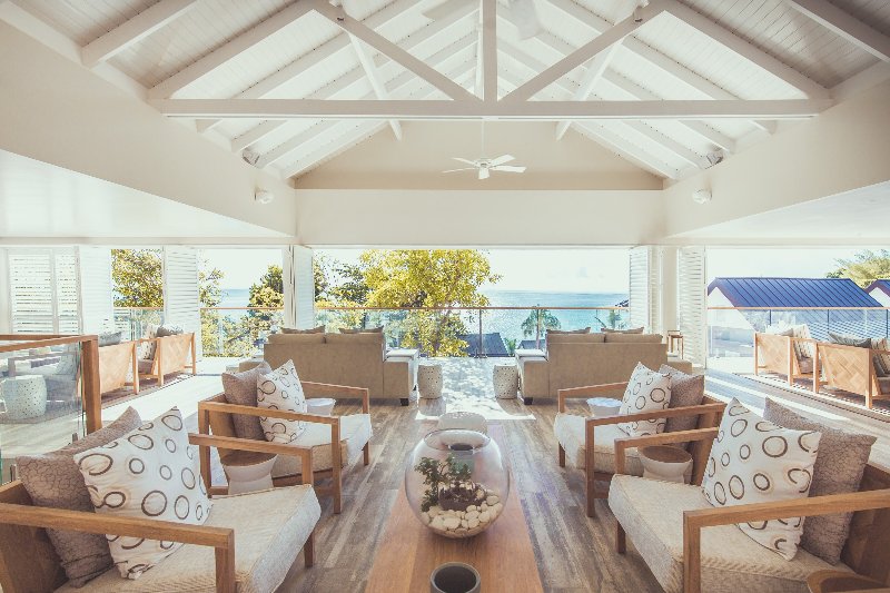 Seychelles  - Mahè Isl. Carana Beach Hotel - Lobby