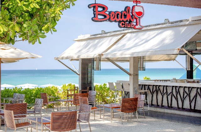Thailandia  - Phuket - Katathani Phuket Beach Resort - Beach Club Bar