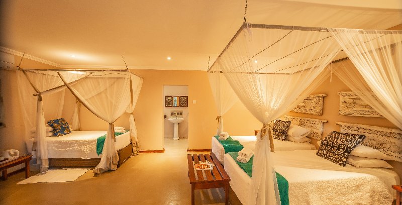 Zimbabwe  - Victoria Falls Bayete Guest Lodge