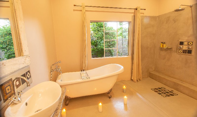 Zimbabwe  - Victoria Falls Bayete Guest Lodge