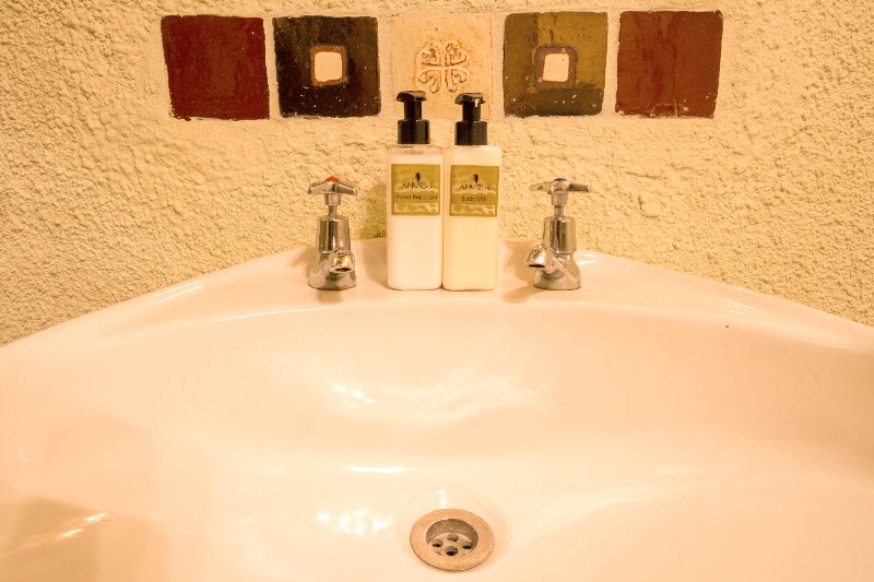 Zimbabwe  - Victoria Falls Bayete Guest Lodge