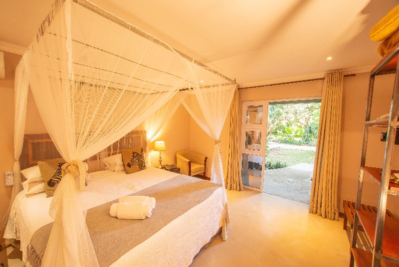 Zimbabwe  - Victoria Falls Bayete Guest Lodge