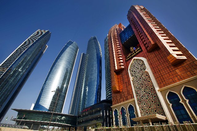 Emirati - Abu Dhabi  Bab Al Qasr - Vista Esterna