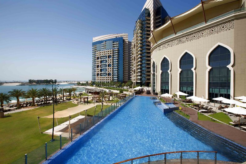 Emirati - Abu Dhabi  Bab Al Qasr - Piscina