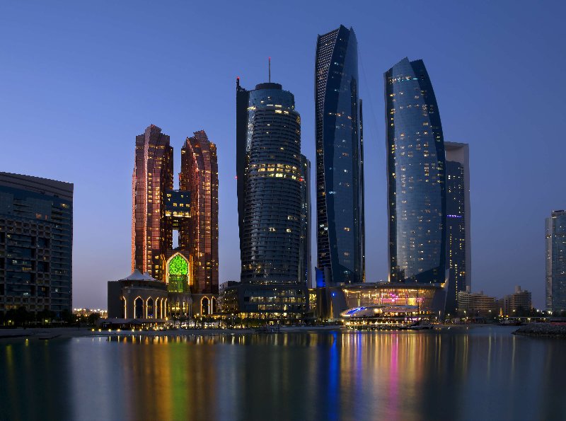 Emirati - Abu Dhabi  Bab Al Qasr - Vista Esterna