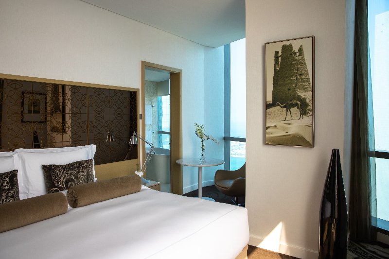 Emirati - Abu Dhabi  Jumeirah At Etihad Towers- Club Suite 