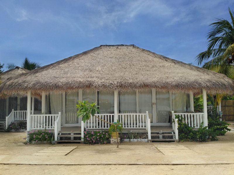 Indonesia - Flores e Komodo Sudamala Resort Seraya - Esterno Family Beach Bungalow