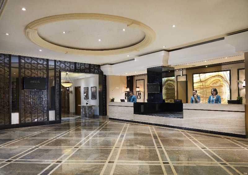Indonesia  - Java - Yogyakarta - Melia Purosani Hotel - Lobby