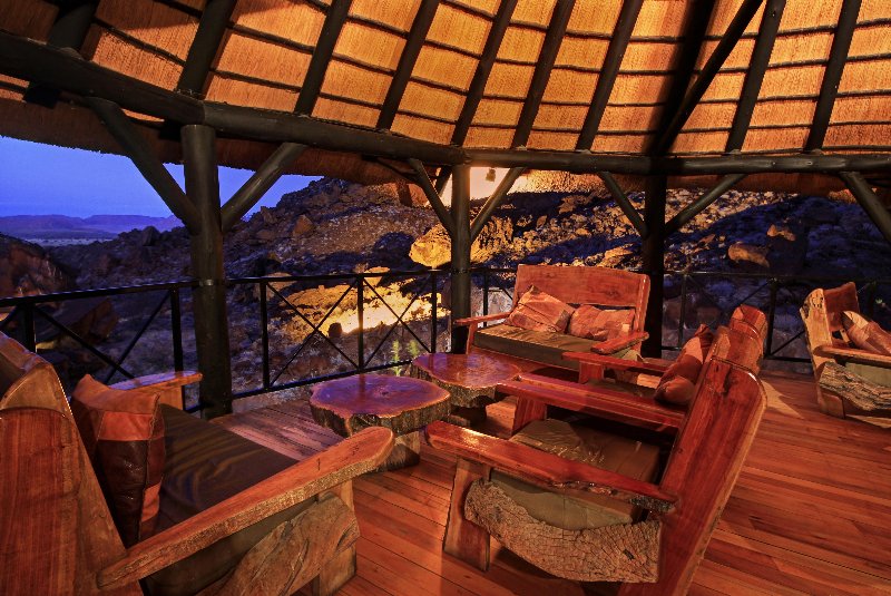 Namibia  - Twyfelfontein - Twyfelfontein Country Lodge - Lounge con vista