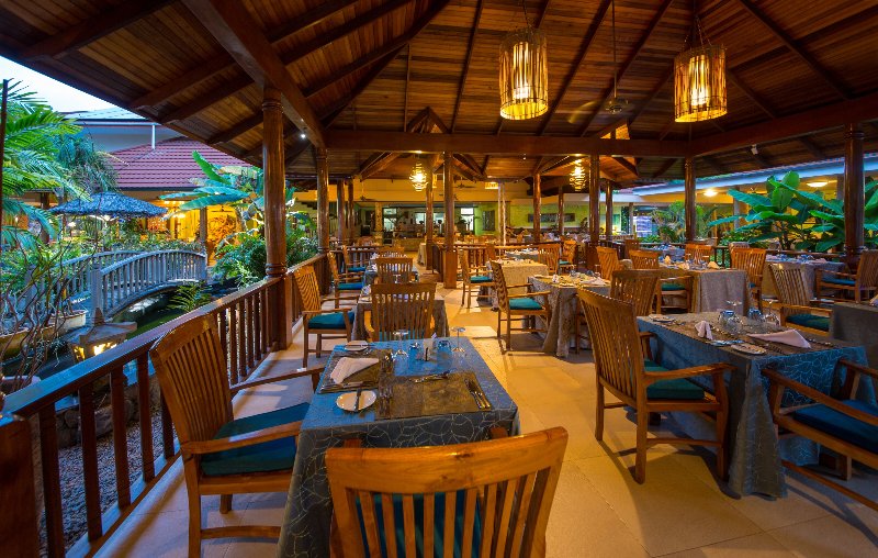 Seychelles  - Praslin Isl. Le Duc de Praslin - Ristorante Le Dauphine