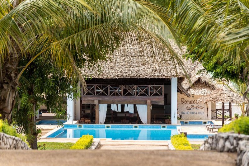 Zanzibar  - Karafuu Beach Resort & Spa - Ristorante Bondeni Pool