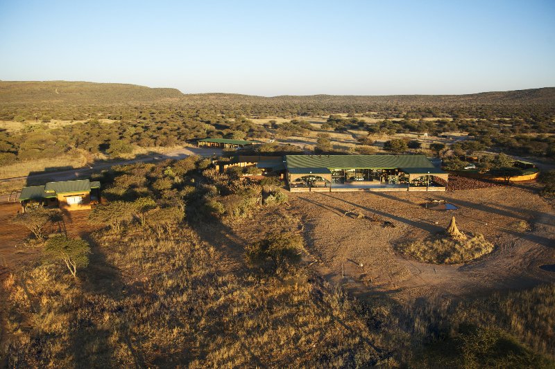 Namibia  - Otjiwarongo - Okonjima Plains Camp - Vista aerea del lodge