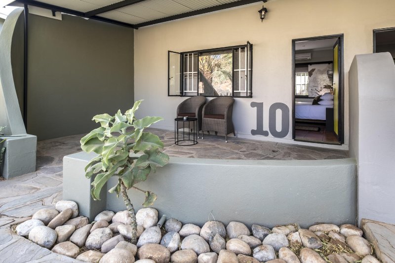 Namibia  - Sossusvlei - Namib Desert Lodge - esterno della family room