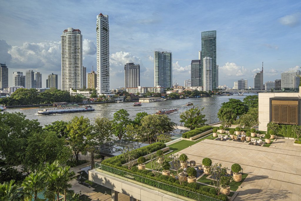 Four Seasons Hotel Bangkok