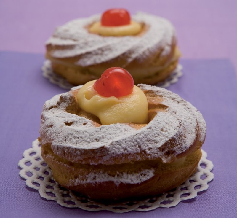 ZEPPOLE NAPOLETANE