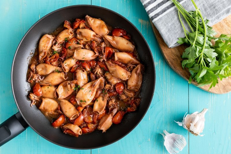 CALAMARI ALLA MARINARA