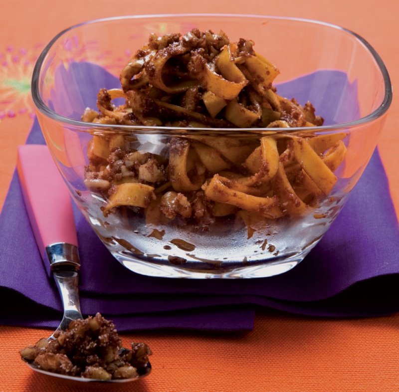 TAGLIATELLE DOLCI ALLE NOCI