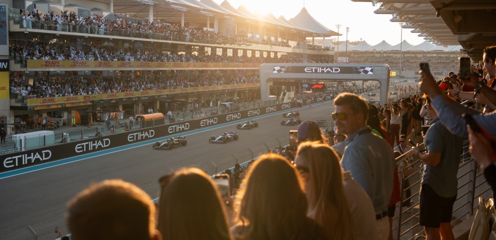 Emirati - Abu Dhabi Circuito F1 Yas Marina North Grandstand*