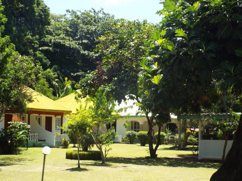 Seychelles La Digue Bamboo Chalets