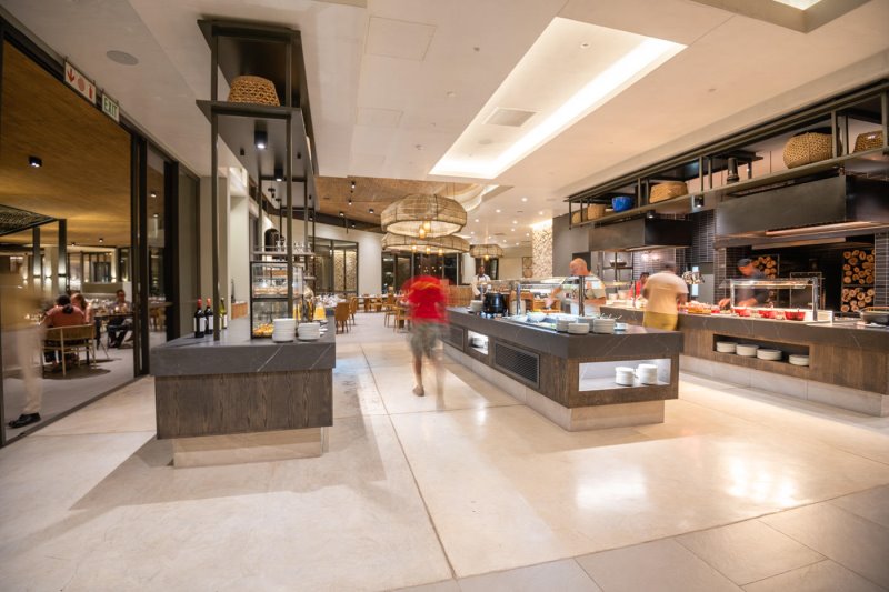 Namibia - Etosha National Park - Mokuti Etosha Lodge