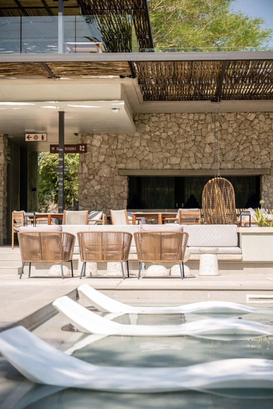 Namibia - Etosha National Park - Mokuti Etosha Lodge