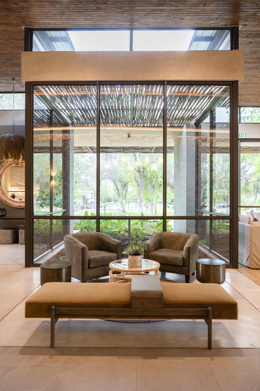 Namibia - Etosha National Park - Mokuti Etosha Lodge