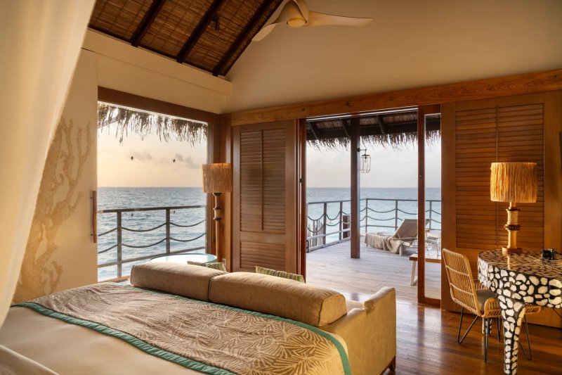 Maldive - Constance Moofushi Maldives - Senior Water Villa
