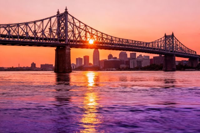 Skyline al tramonto nel Sud degli Stati Uniti