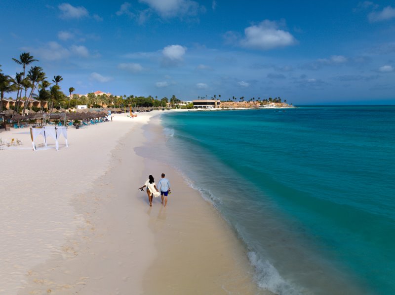 Divi Aruba - Famiglia sulla spiaggia 